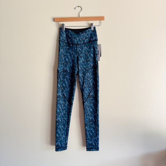 Nux Blue + Black Printed Wild Side Reversible Leggings - Small - Picture 1 of 7